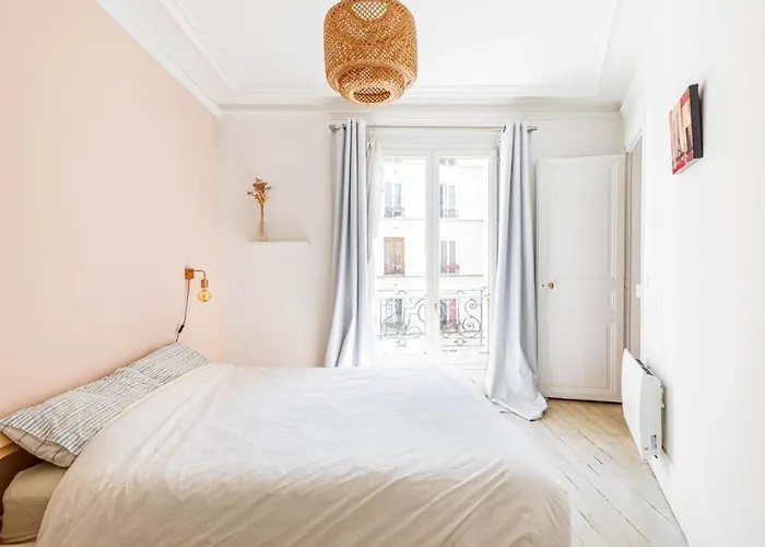 Apartman Cosy 2-bedroom In Montmartre *